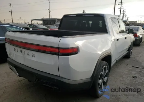 2022 Rivian R1T Adventure from USA, damaged, VIN 7FCTGAAA9NN014280